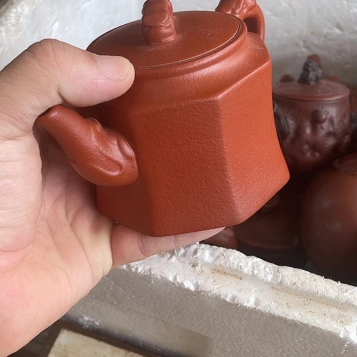 紫砂茶壶紫砂壶大家都知道喜欢紫砂