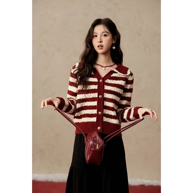 谜秀「圣诞风铃」新红色条纹加厚保暖羊毛混纺毛衣针织开衫长袖复古