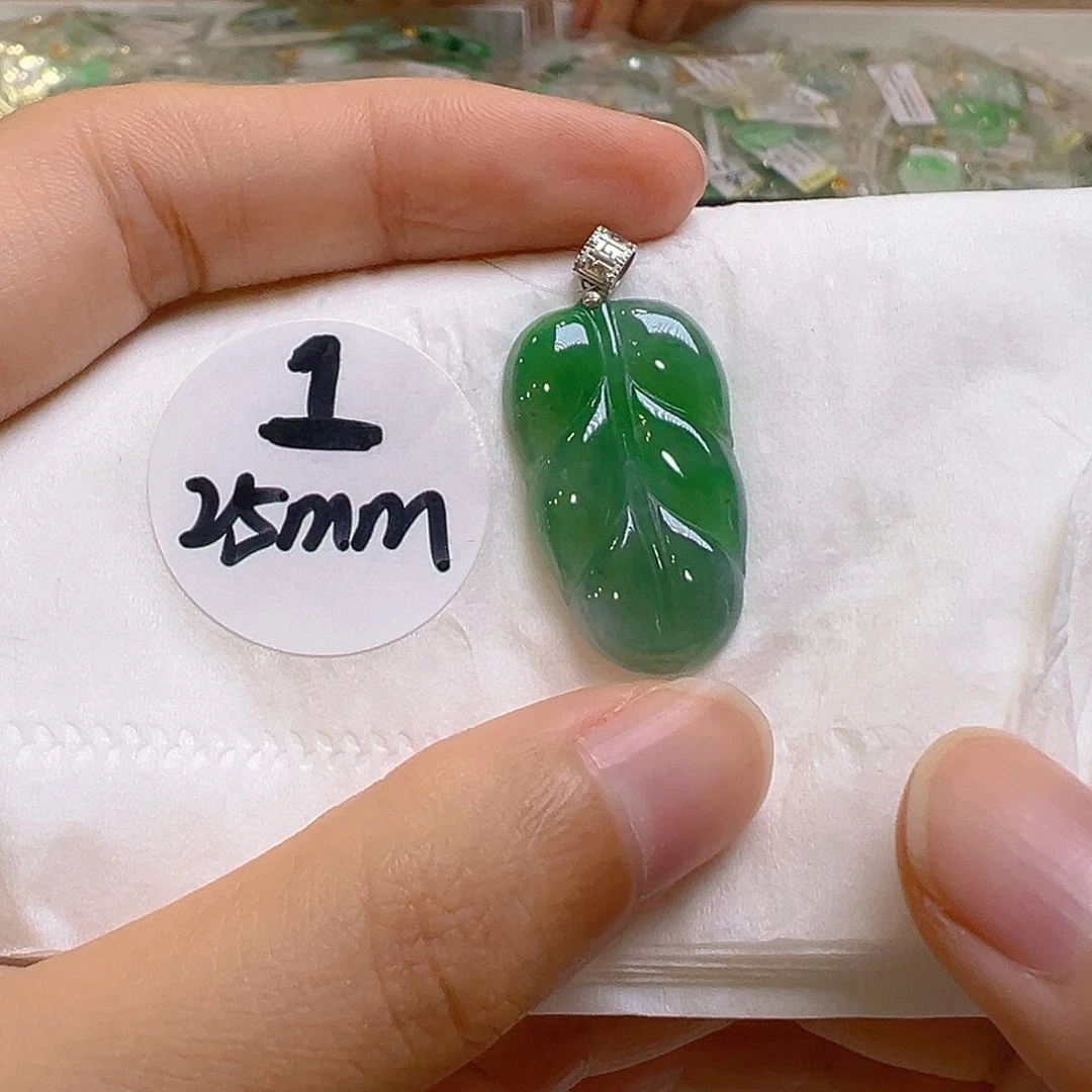 翡翠18K金镶嵌吊坠(不含链)翡翠