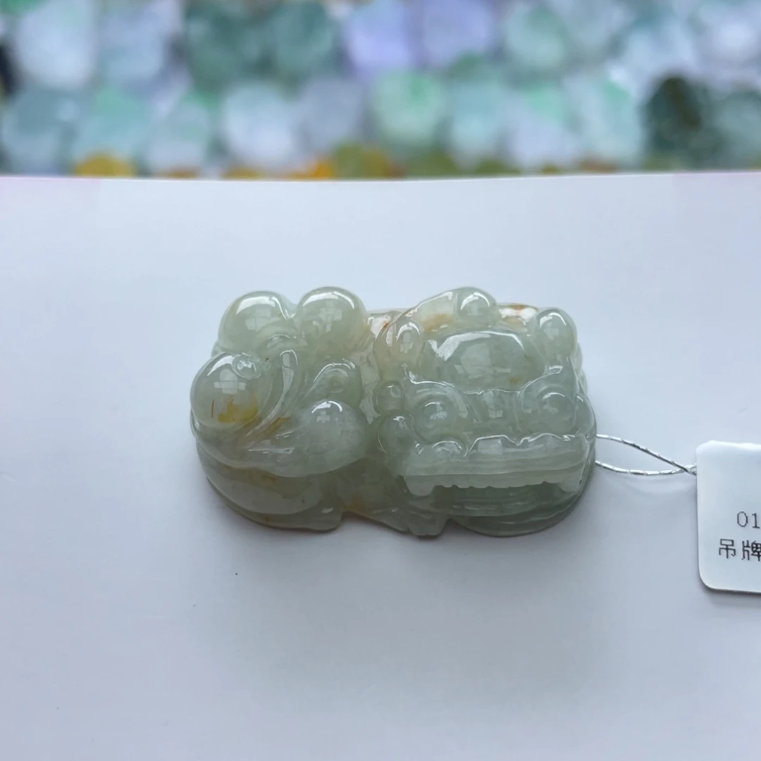 翡翠颈饰未镶嵌貔貅