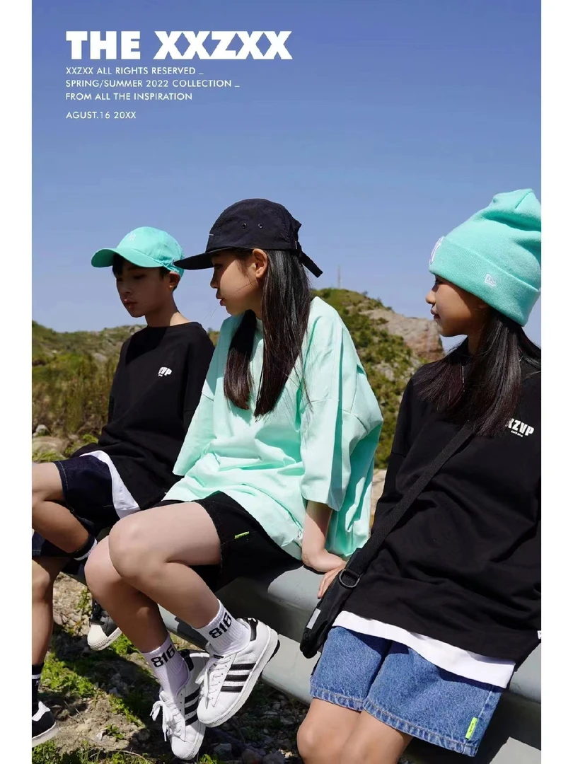 82696 小莫燕子加绒加厚连帽卫衣