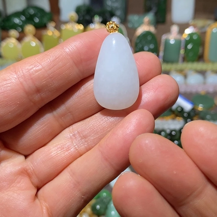 和田玉（白玉）18K金镶嵌颈饰