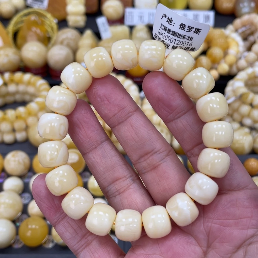 琥珀珠宝奇石未镶嵌佛**！12.6mm