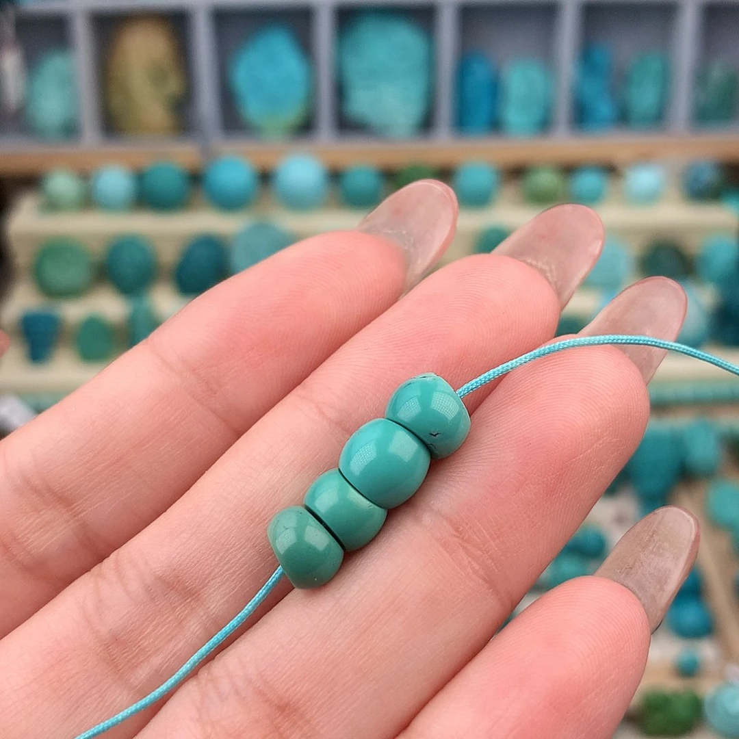 未镶嵌绿松石珠宝奇石