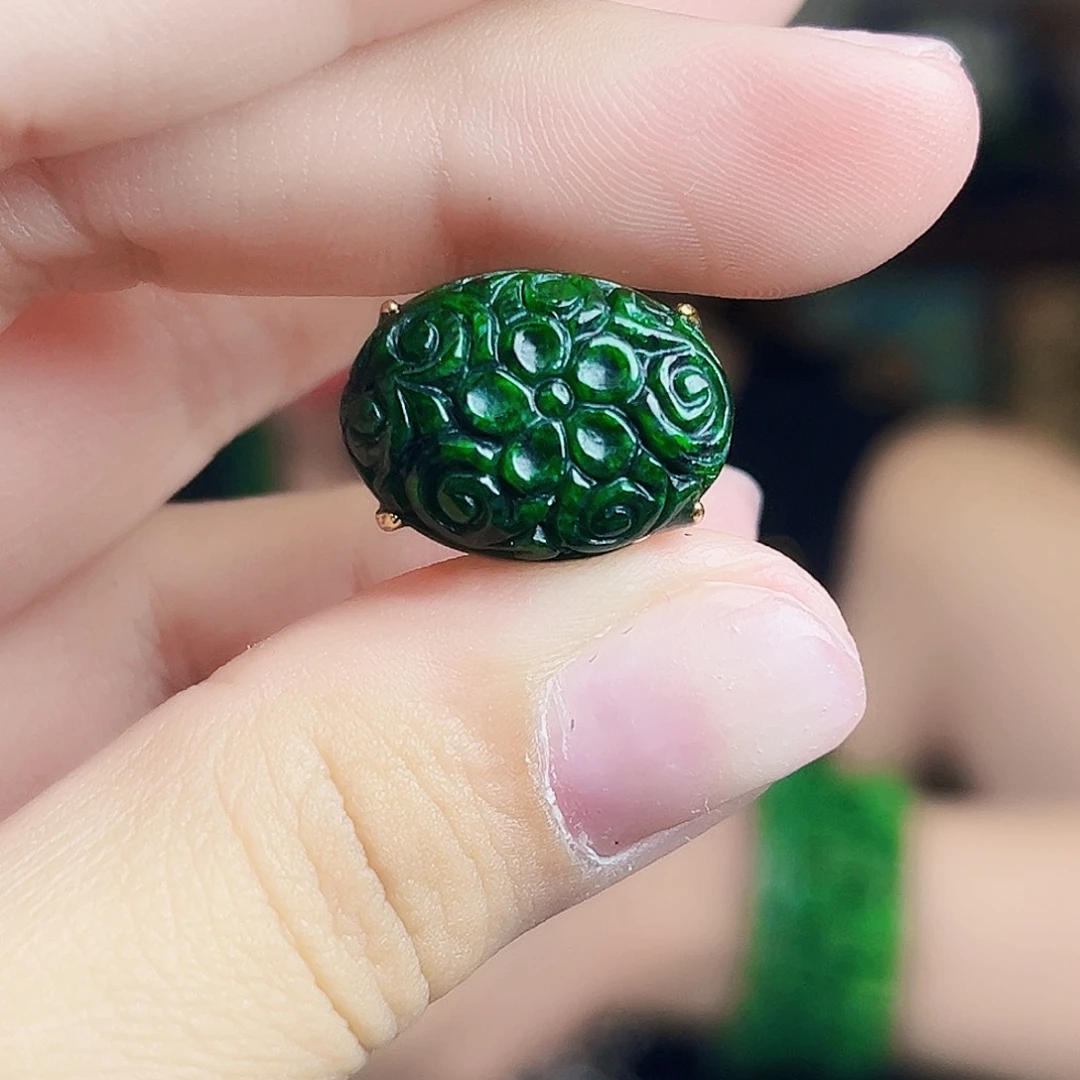 颈饰银S925镶嵌翡翠多样性