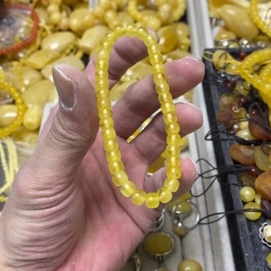 未镶嵌蜜蜡裸石多样性发货