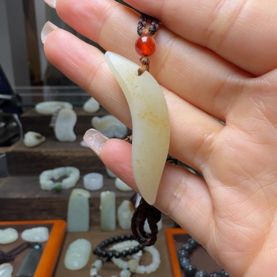 和田玉挂件未镶嵌