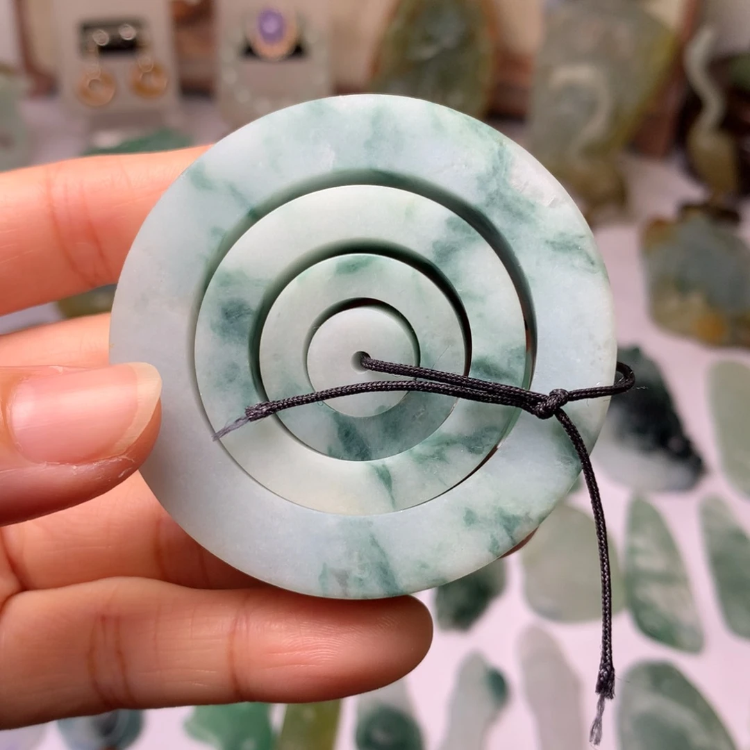 定制翡翠未镶嵌翡翠