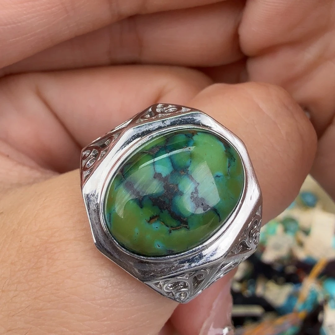 绿松石未镶嵌珠宝奇石