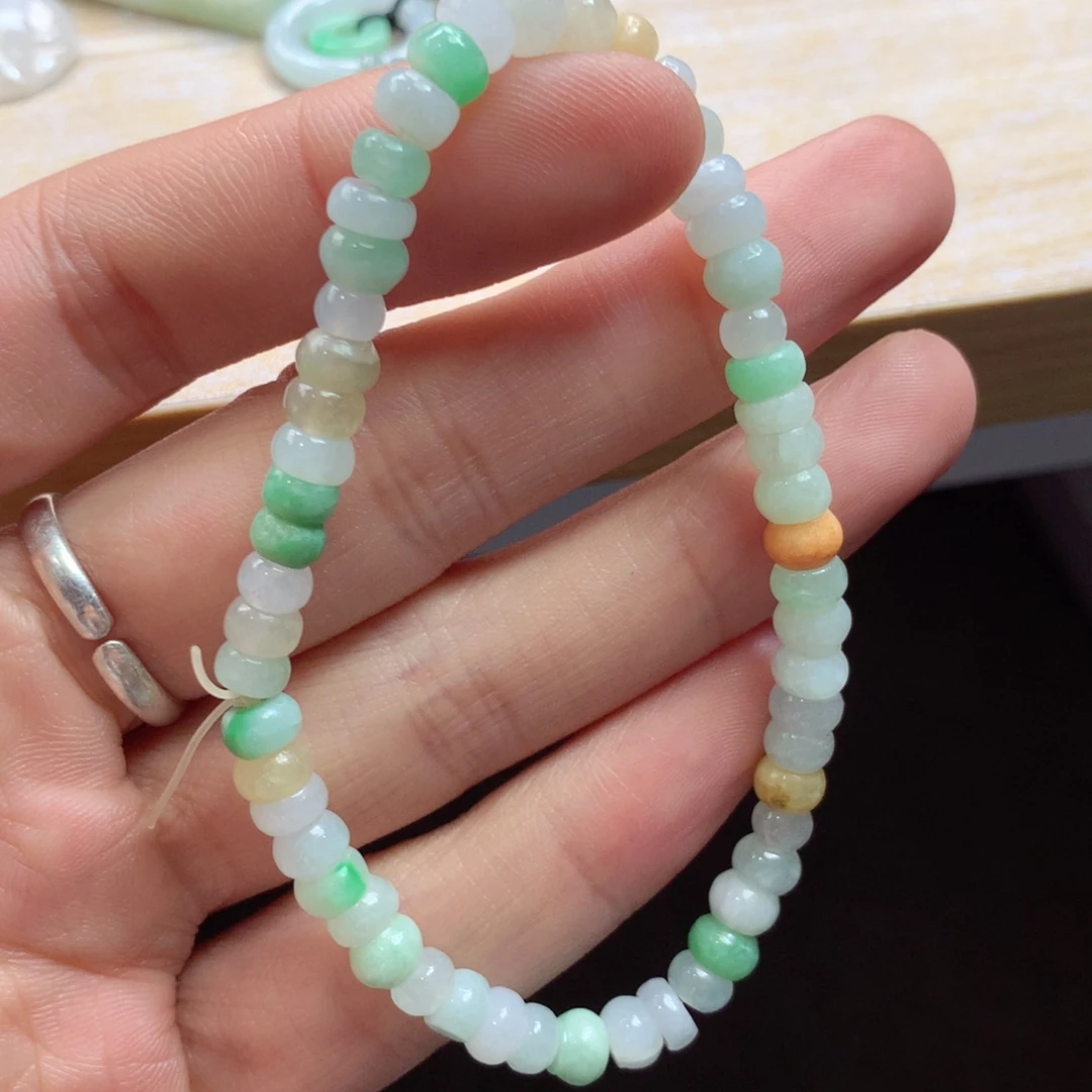 翡翠未镶嵌颈饰吊坠