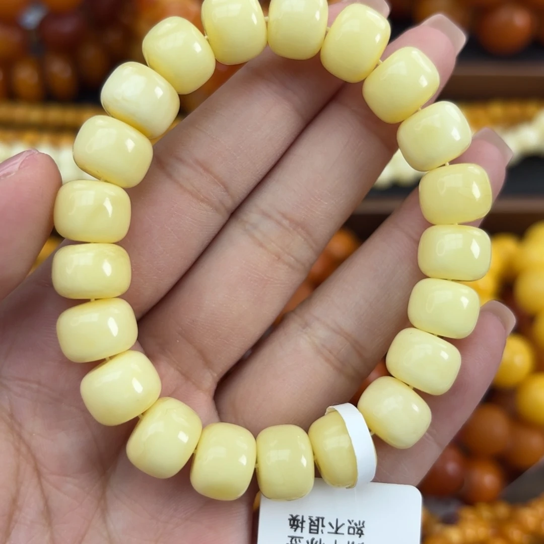 未镶嵌颈饰琥珀蜜蜡