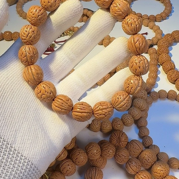 桃核吊坠桃核大肠