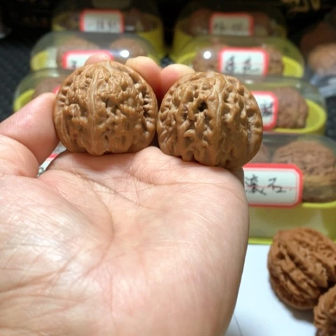 吊坠文玩核桃红锦鲤