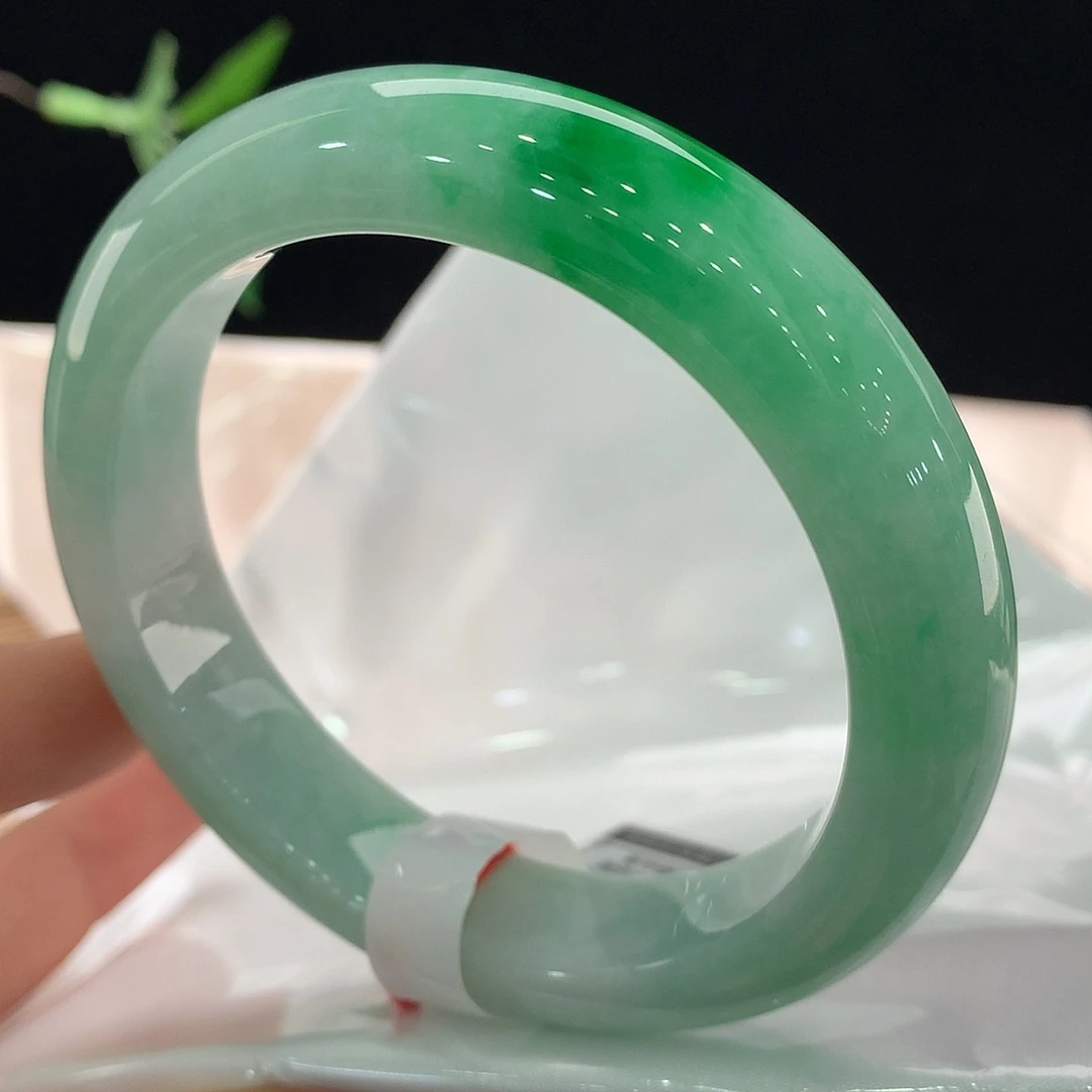 翡翠未镶嵌手镯0002