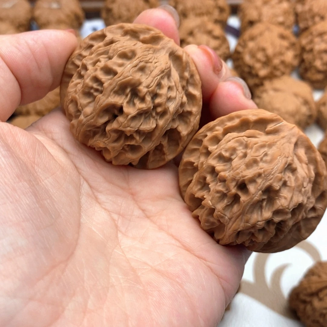 【闪购商品】文玩核桃吊坠金***喵362号苹果园