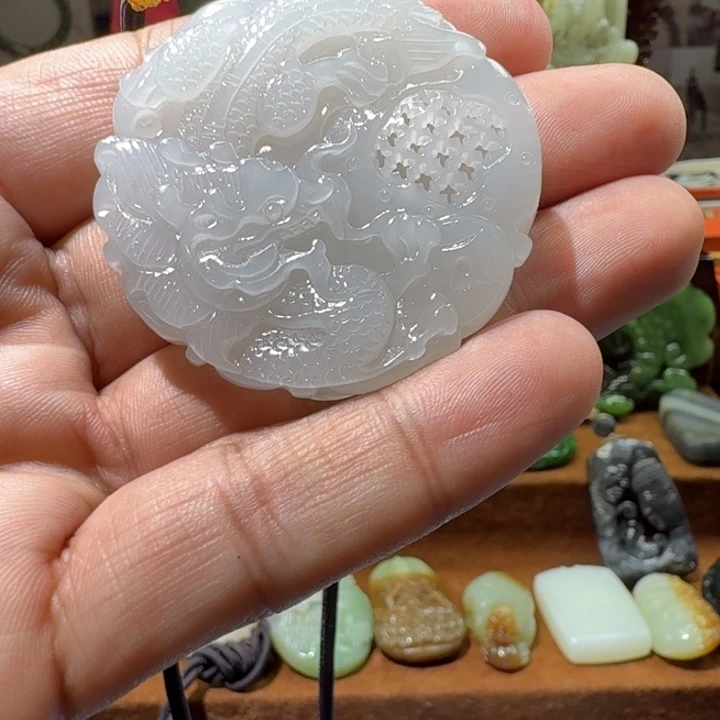 和田玉未镶嵌挂件