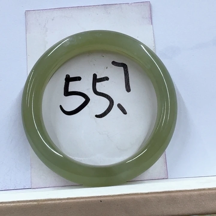 烟***阳和田玉手镯未镶嵌