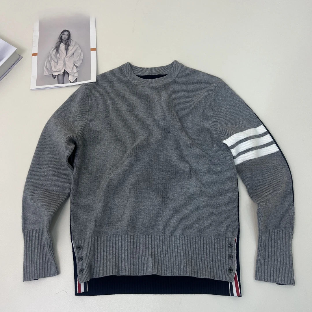 针织衫上衣拼接款修身时尚潮流男女同款亮