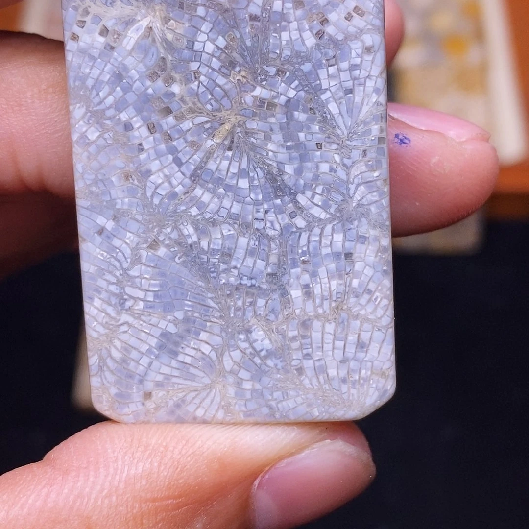 觉***C合金珊瑚玉硅化玉