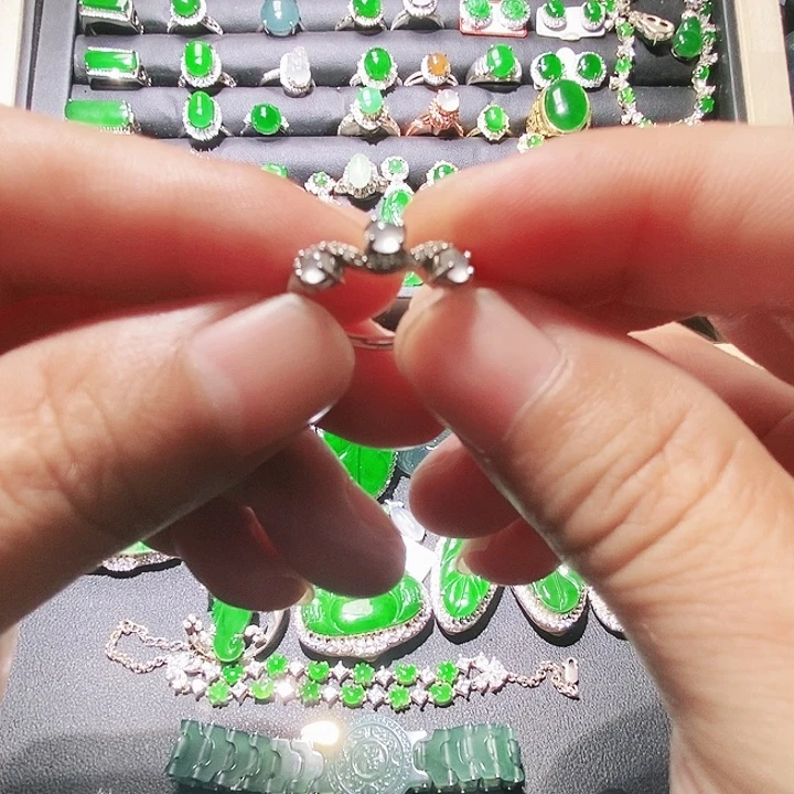未镶嵌戒指翡翠4