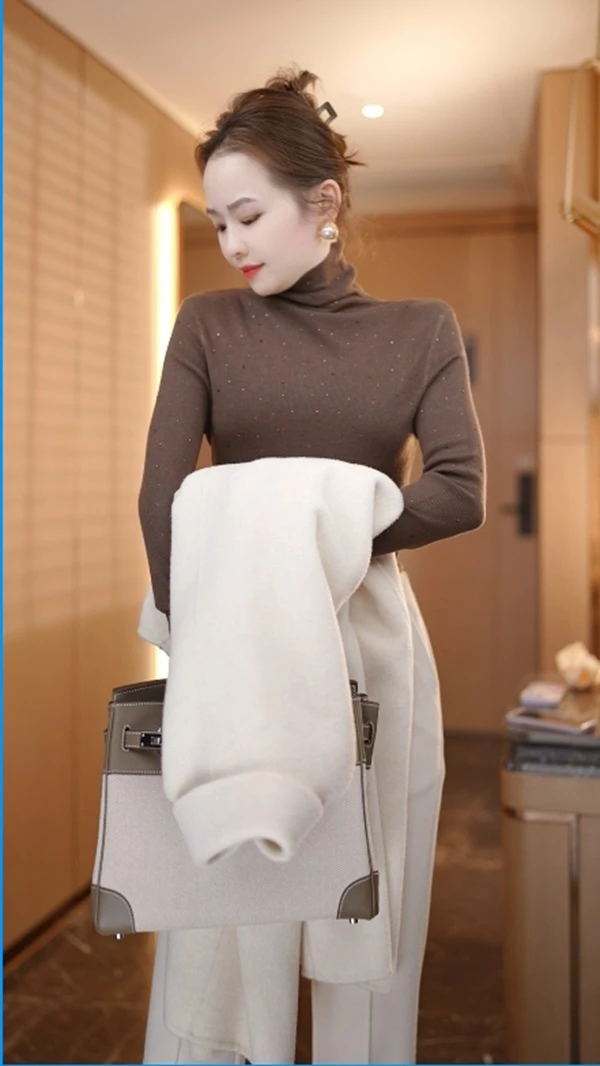 【ZQHK】子琪品牌2023秋冬气质百搭时尚修身星空羊毛打底衫