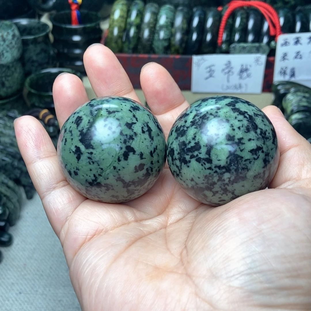 蛇纹石玉未镶嵌健身球