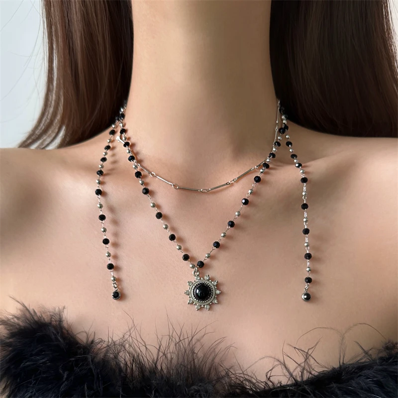 合金亚克力项链 X6029-1多层叠戴流苏太阳花项链气质轻奢百搭黑色