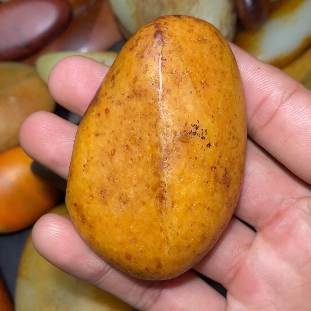 和田玉未镶嵌珠宝奇石