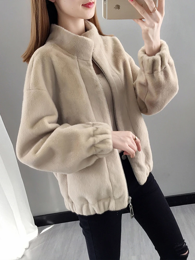 短款皮毛一体外套女春秋款2025年时尚新款爆款小个子仿羊羔绒上衣