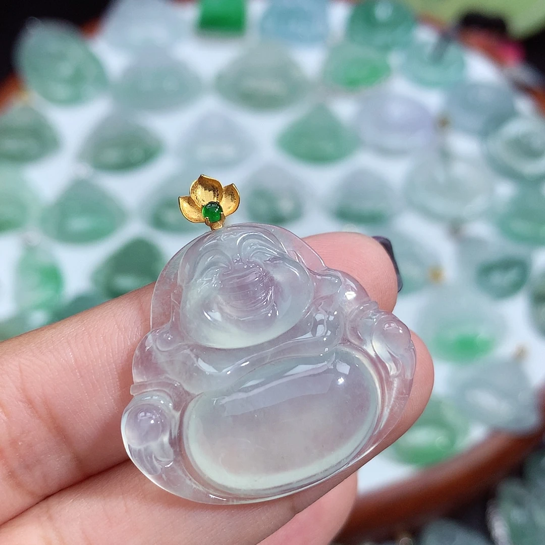 翡翠未镶嵌颈饰佛公