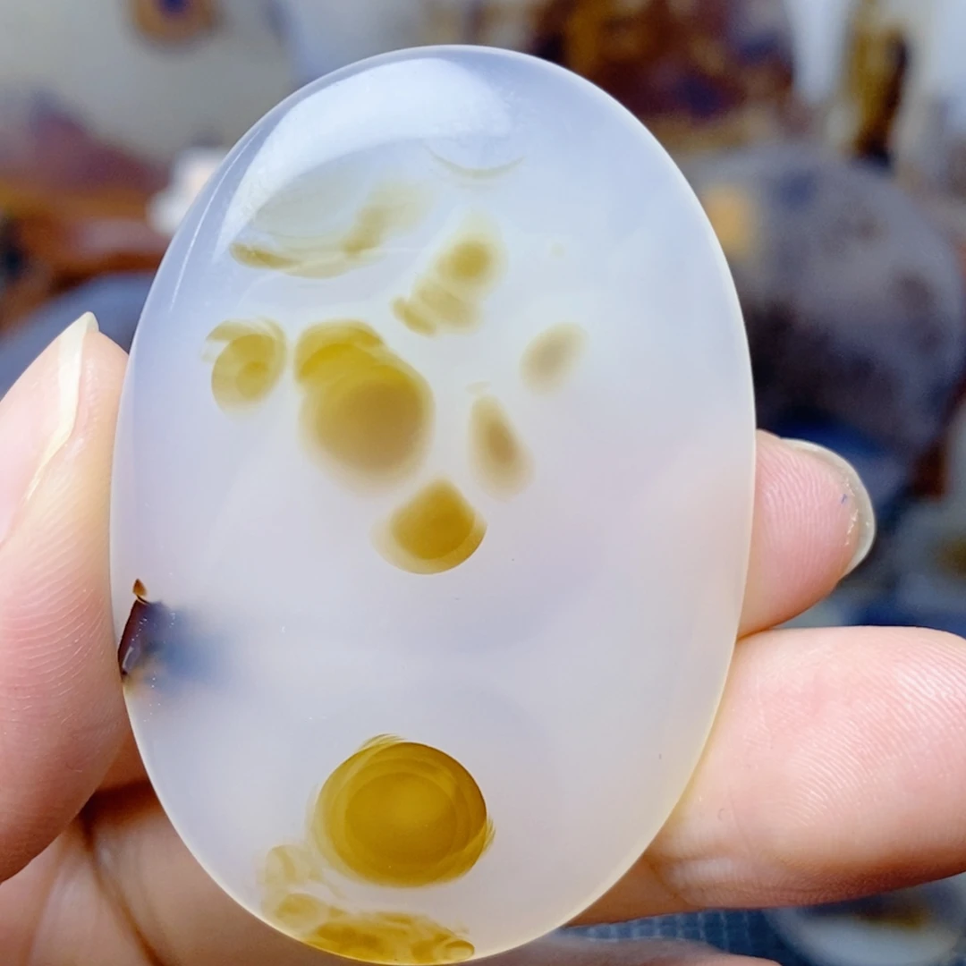 玛瑙/玉髓未镶嵌珠宝奇石