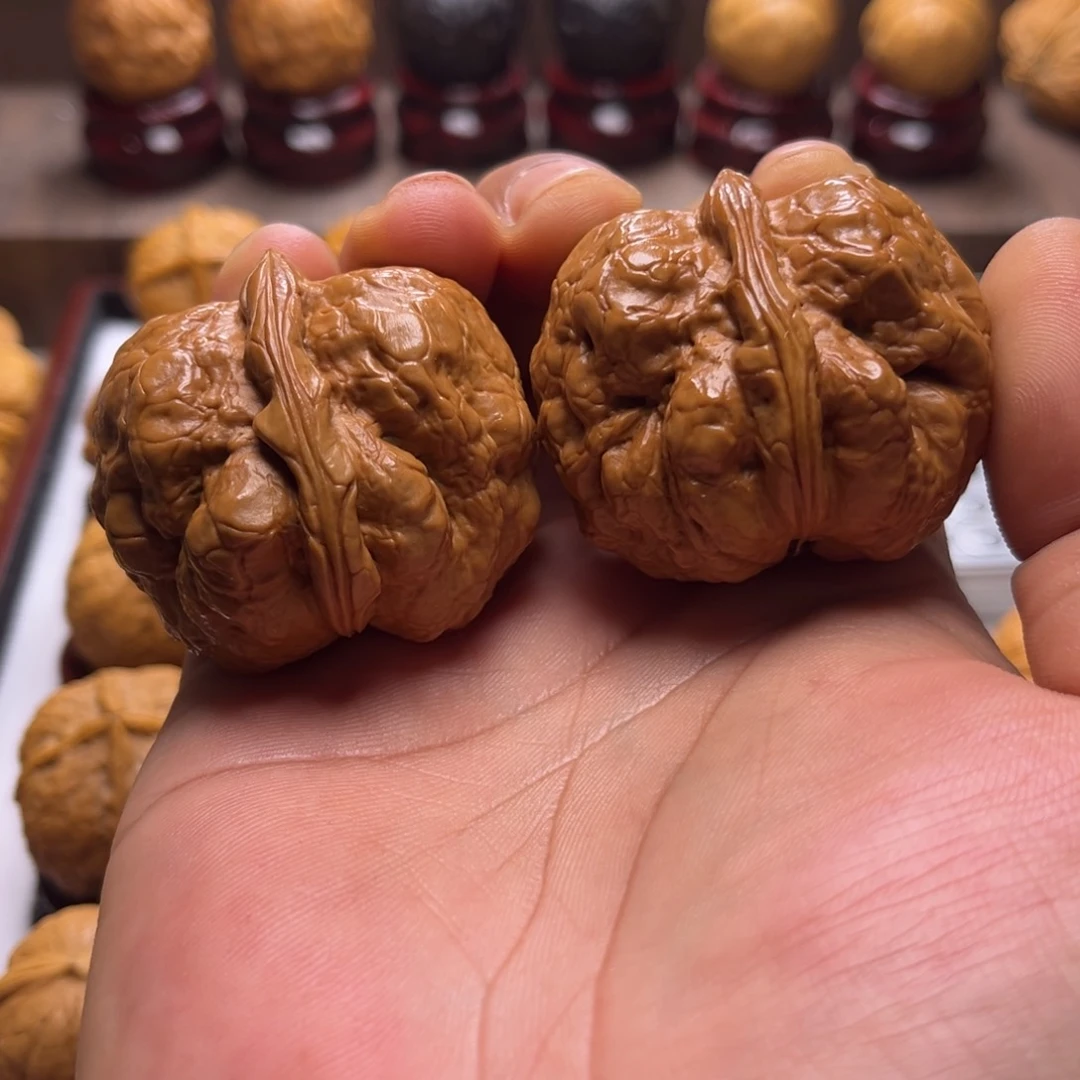 文玩核桃吊坠山*疙瘩包888