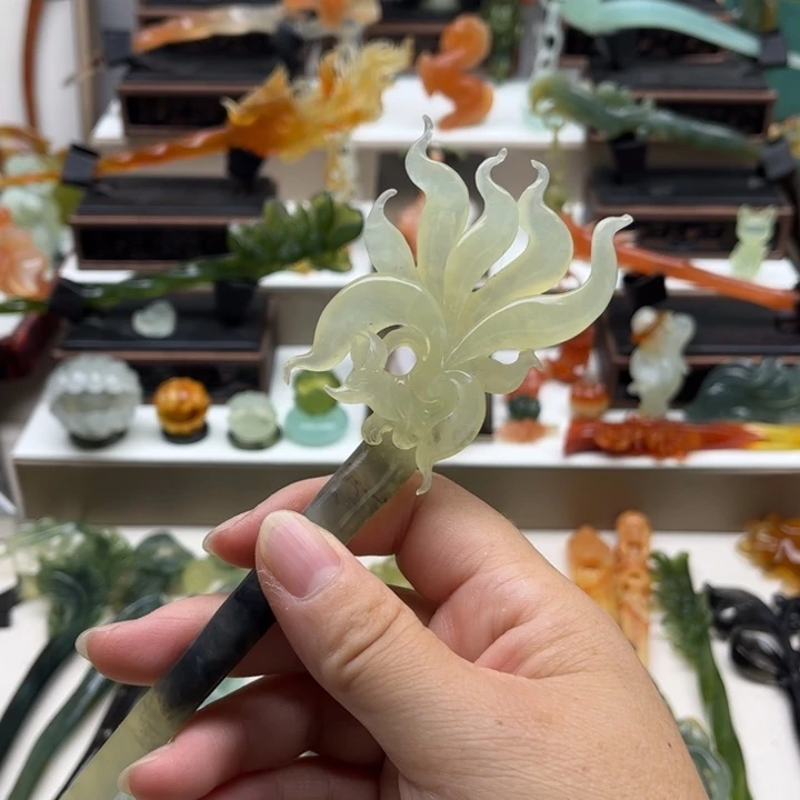 蛇纹石玉未镶嵌岫玉发簪