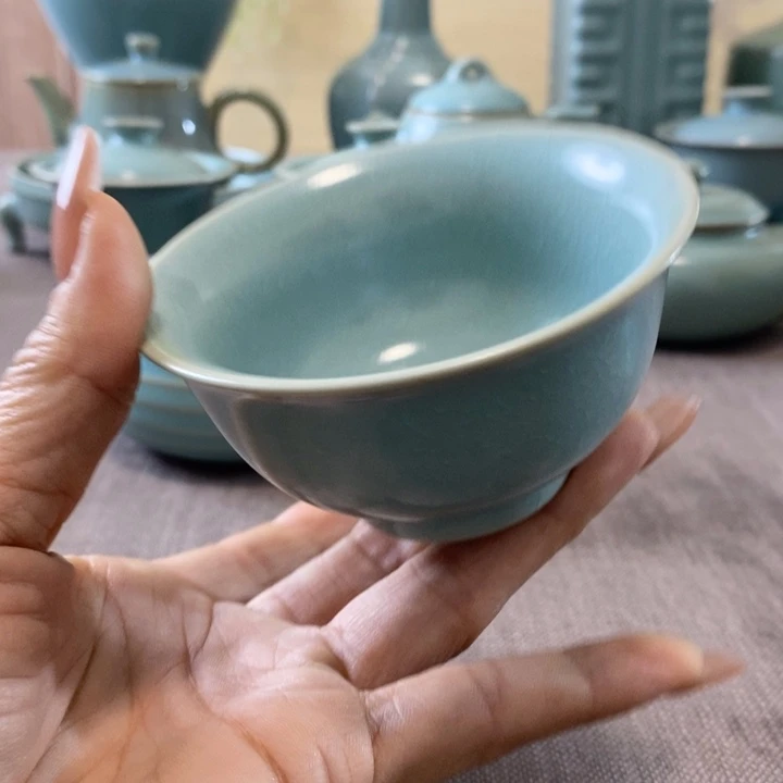 瓷片压手杯一一一一一一一暇