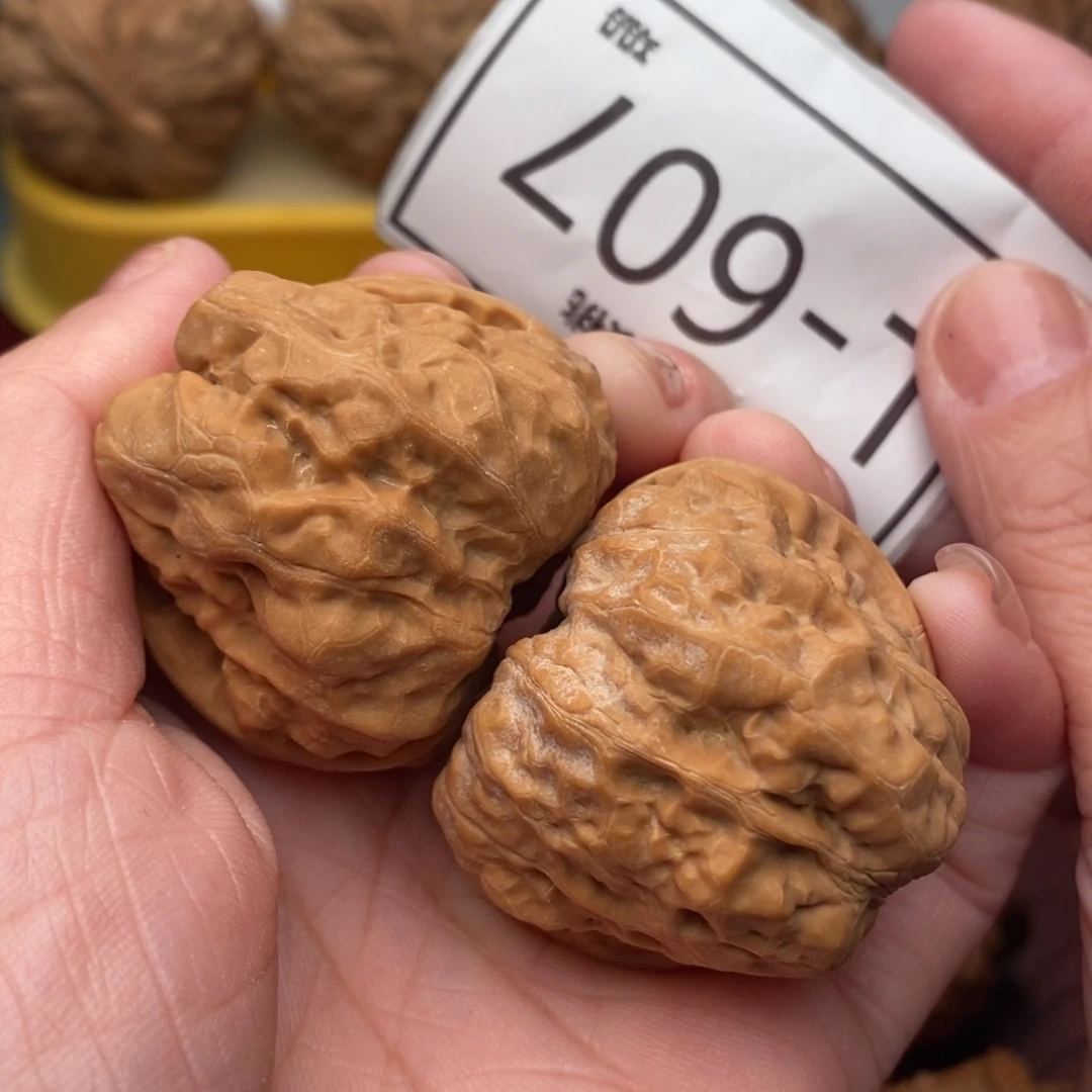 文玩核桃把件开背蛙39….