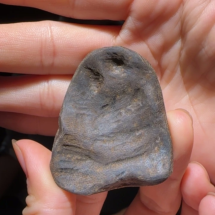 沉香吊坠包头壳子沉水吊坠8.1克