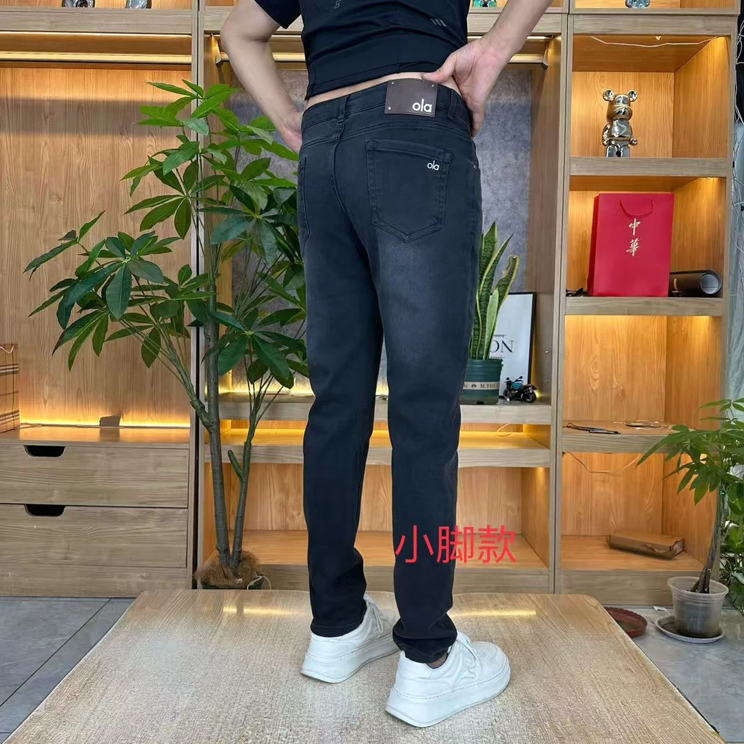 新款8818轻奢欧货男士秋冬修身黑牛高弹牛仔裤男款爆款2025新款