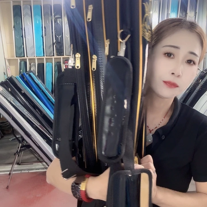 1.3三层支架款皮包黑色