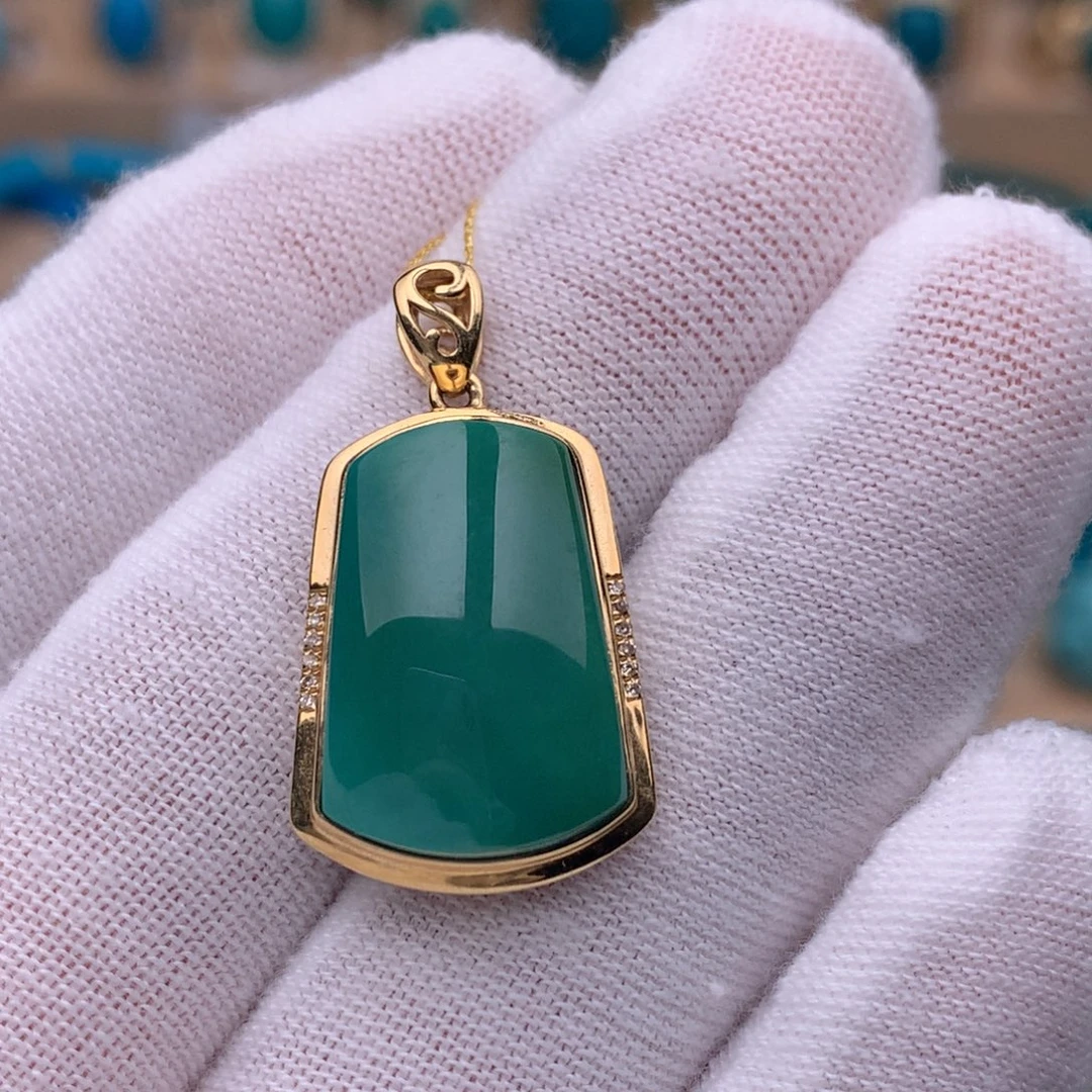 绿松石18K金镶嵌珠宝奇石