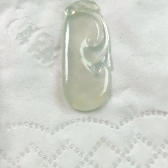 翡翠未镶嵌颈饰吊坠