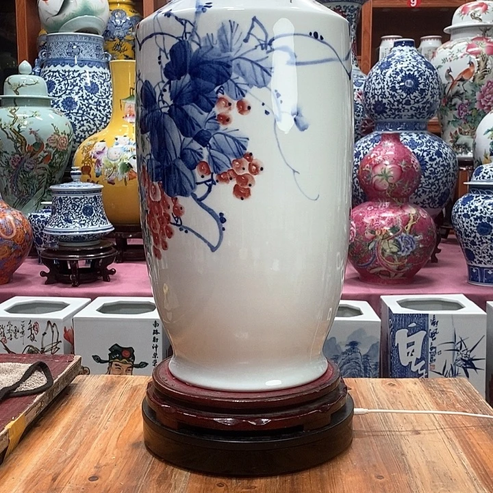 托***塔景德镇陶瓷手工手绘花瓶摆件