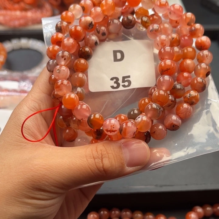 南红玛瑙未镶嵌多样性发货默认微瑕称重8mm