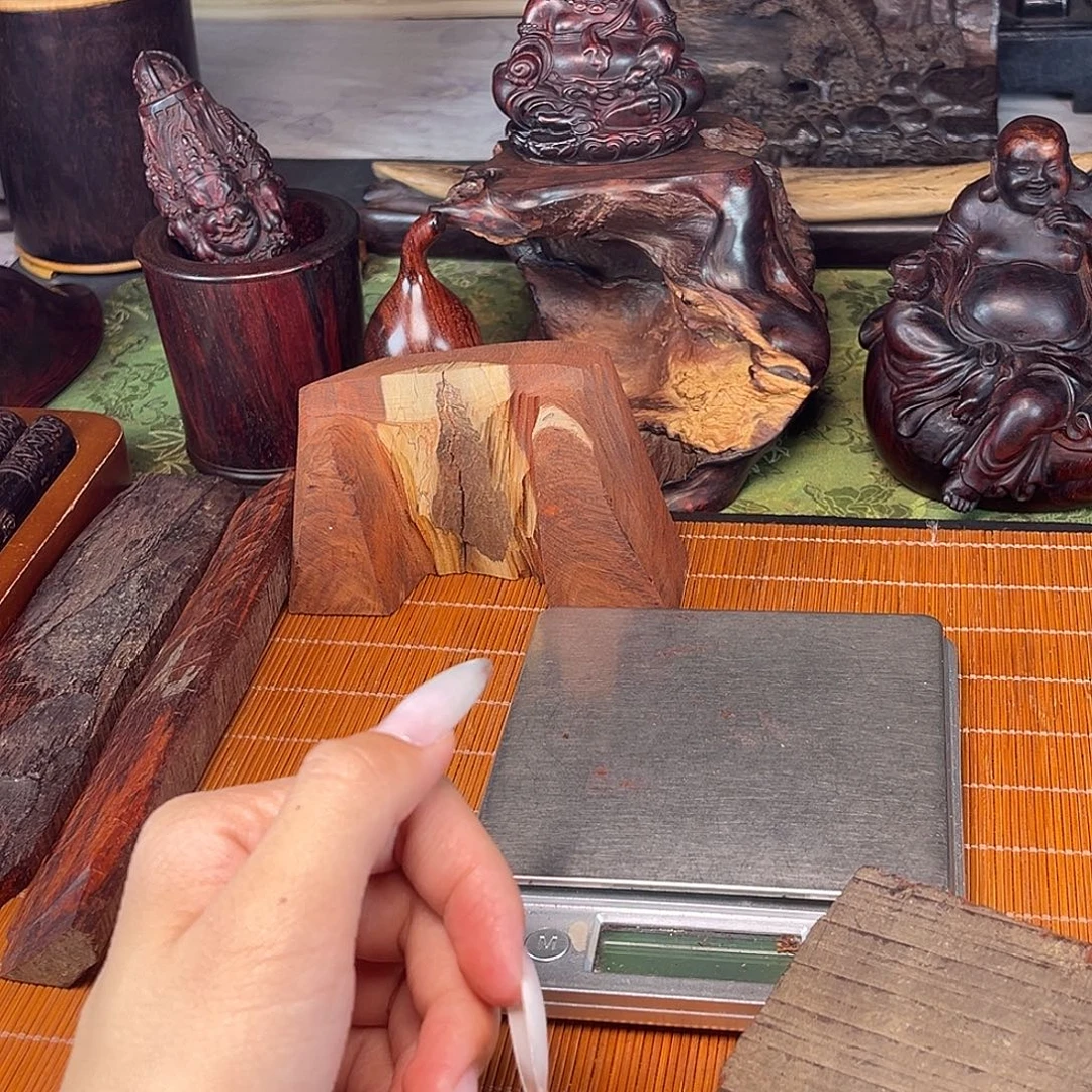湖***长檀香紫檀（小叶紫檀）工费
