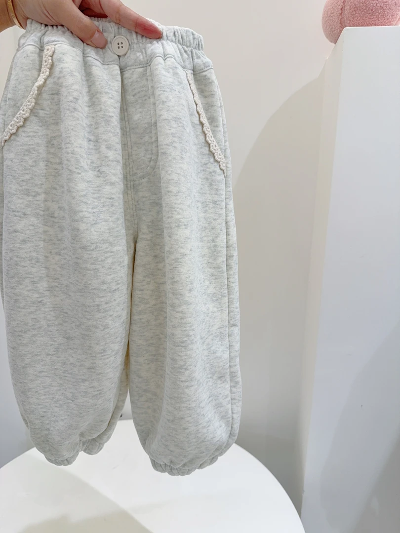 灰色就是高级~089冬季口袋花编女宝加绒束脚裤韩版灰色休闲裤