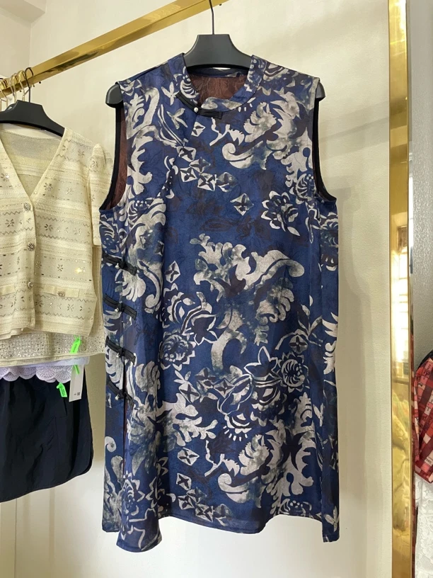 清货价 莉米欧娅品牌 新款重工青花瓷桑蚕丝衬衣顺丰