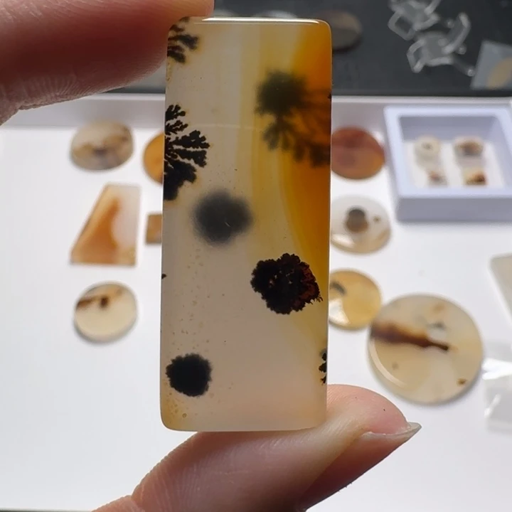 玛瑙/玉髓未镶嵌摆件