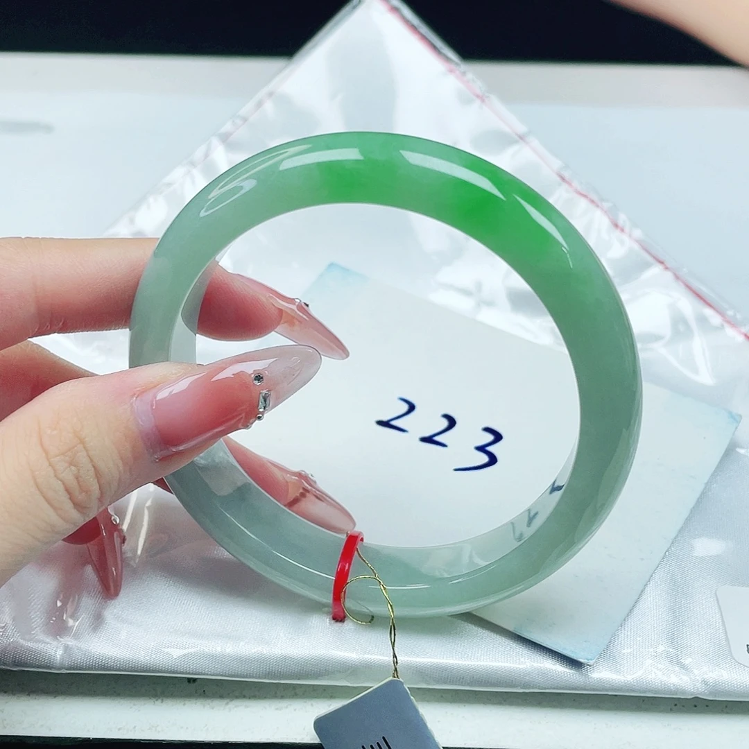 未镶嵌手镯翡翠58
