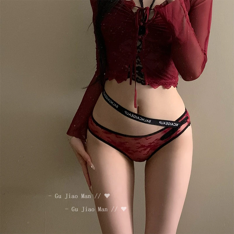 蕾丝内裤女性感新款2025无痕字母带镂空女生低腰诱惑运动三角短裤