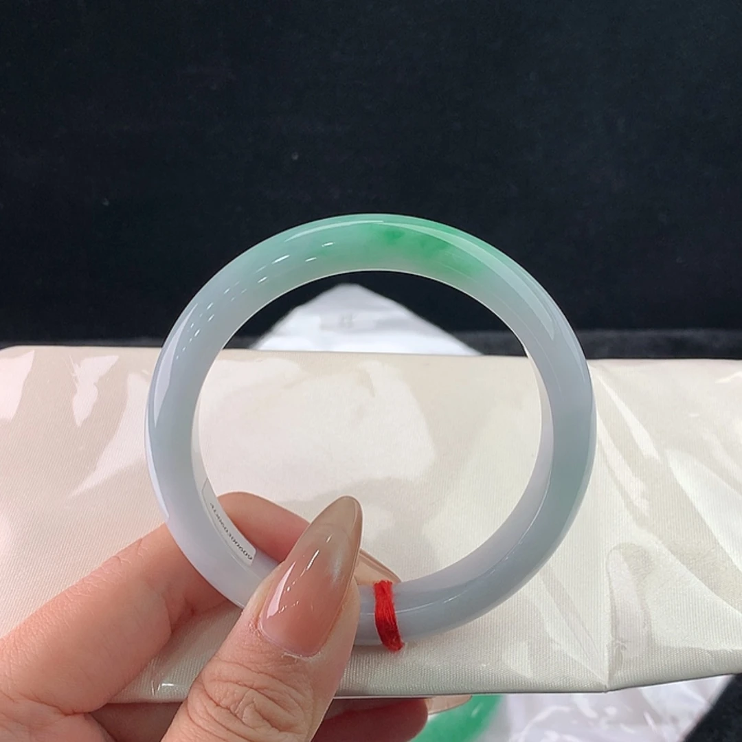 【闪购商品】未镶嵌手镯翡翠正59