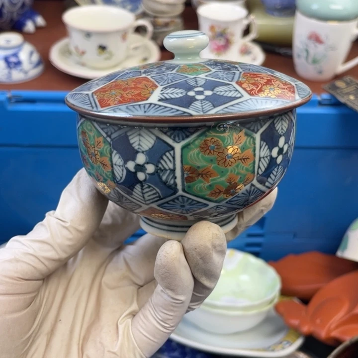 他家瓷器真美…开播了